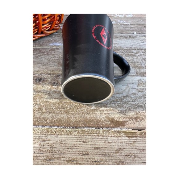 Radio Amateurs of Canada Ceramic Coffee Mug Black Red - Picture 7 of 7